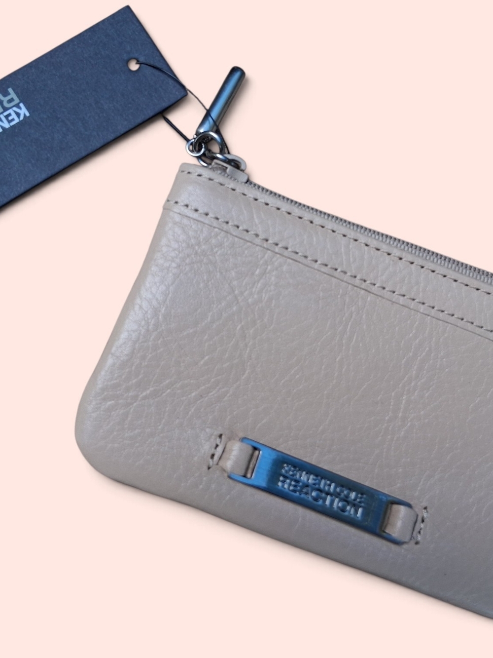 Kenneth Cole Reaction Beige Leather Zip Pouch Key And Card Holder NEW